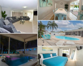 Heated POOL Tropical Oasis! Hot Tub & Close Beach
